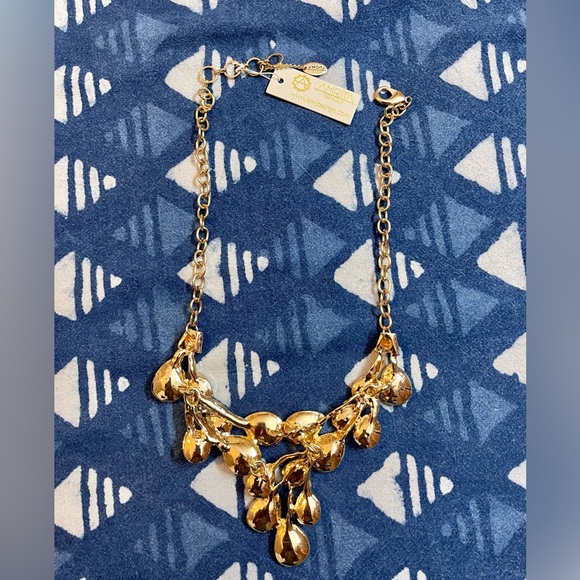 Amrita Singh designer necklace - Picture 3 of 3